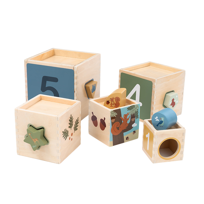 Wooden stacked cube box